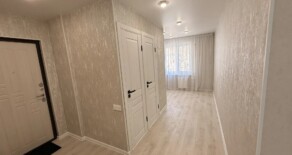 Космонавтов 38